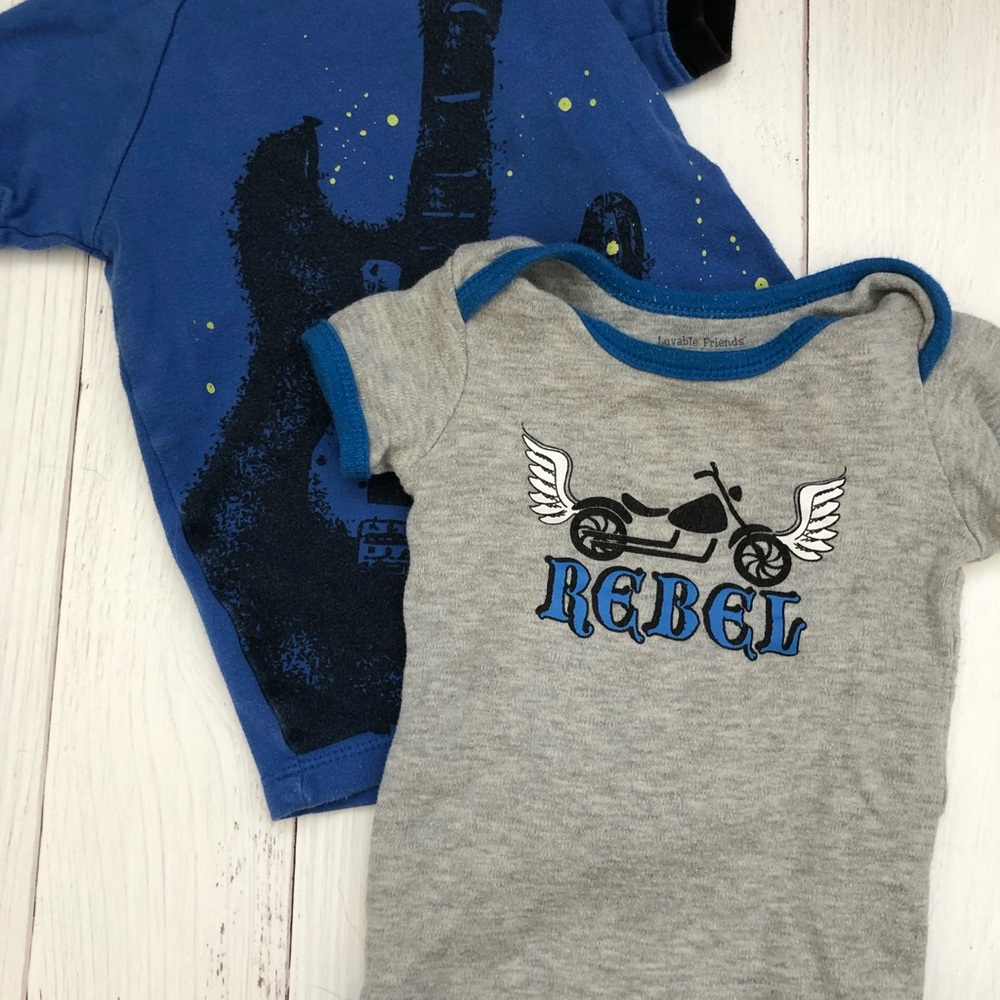 BOYS 6-9MO 2PC REBEL/ROCKSTAR BUNDLE